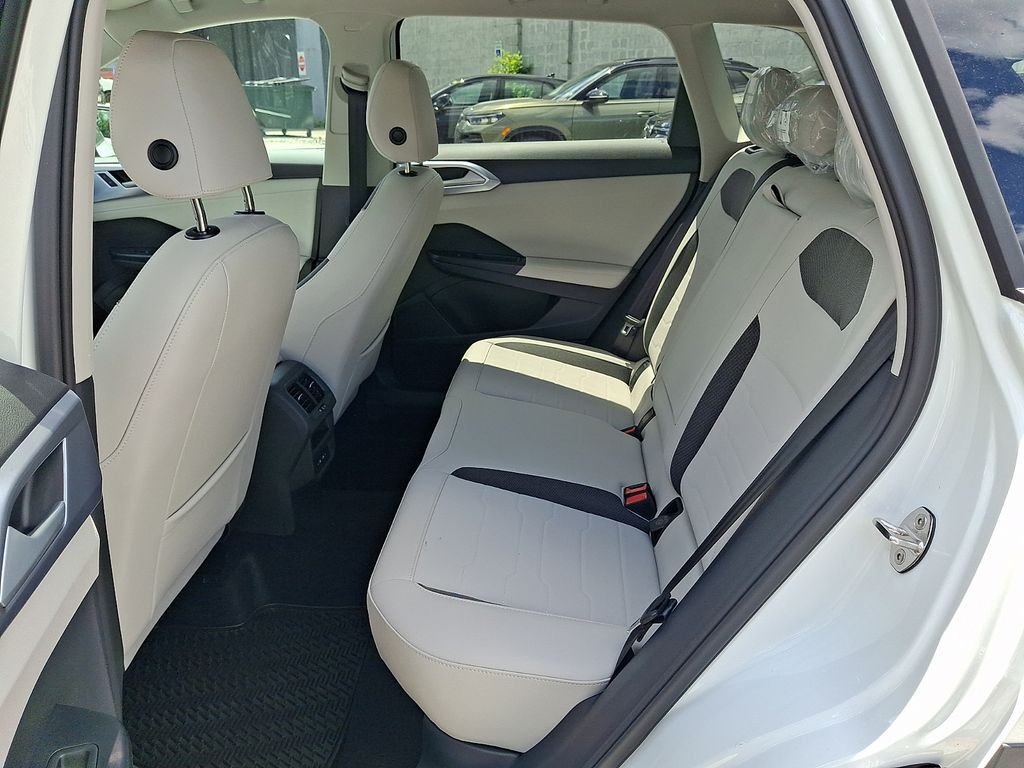 New 2026 White Volkswagen 1.5T SE image 7