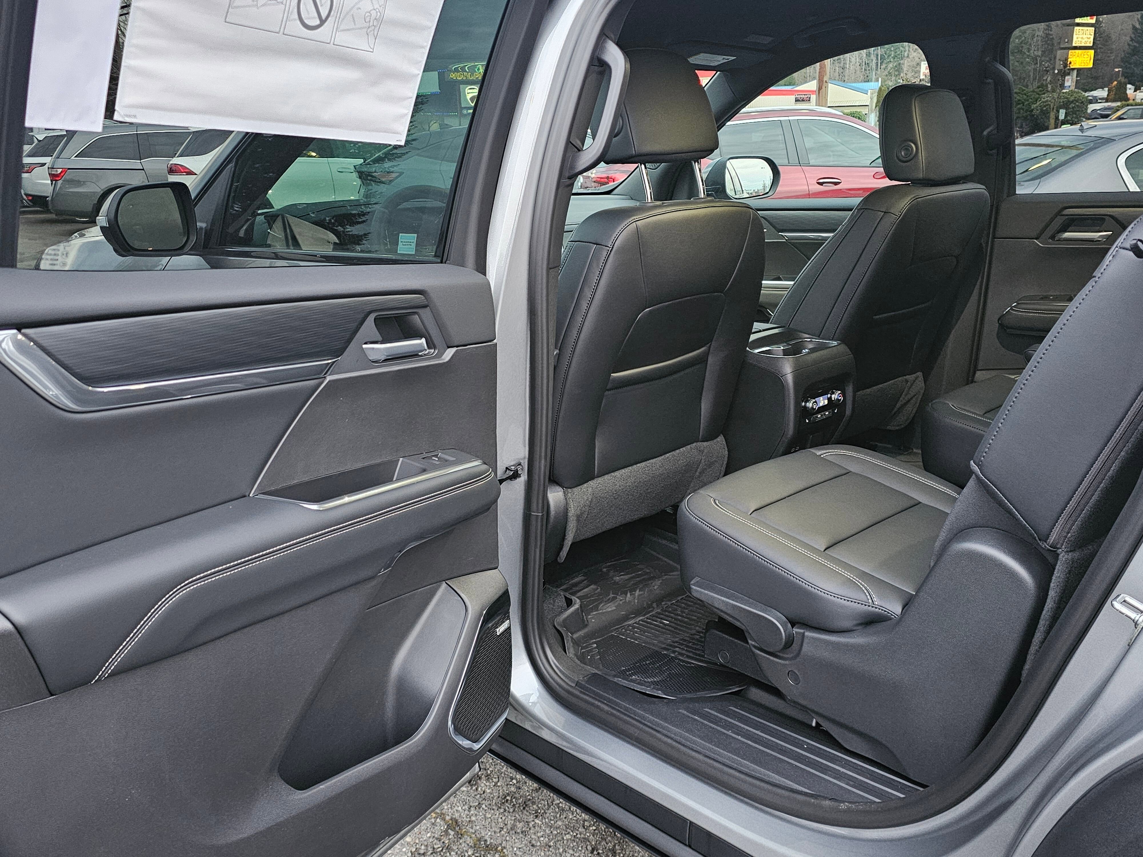 New 2026 Sterling Metallic GMC Elevation image 13