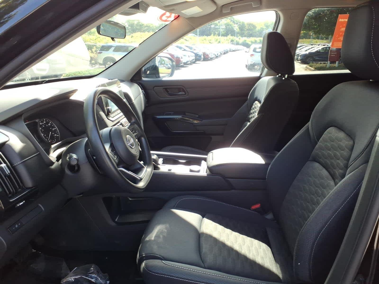 Certified Used 2023 Super Black Nissan S image 17