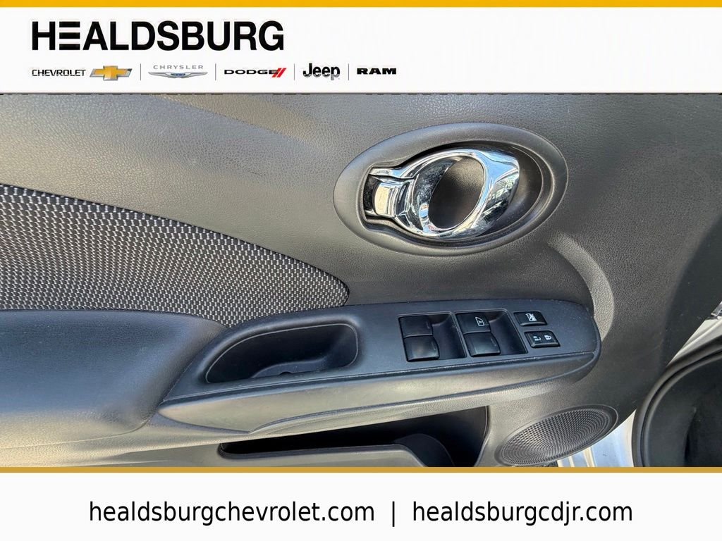 Used 2014 Silver Nissan 1.6 SV image 12
