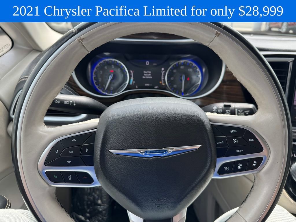 Used 2021 White Chrysler Limited image 25