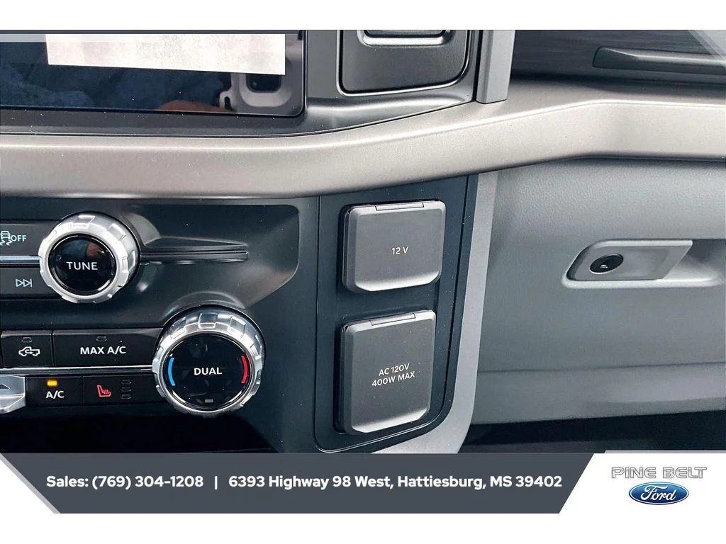 New 2026 Iconic Silver Metallic Ford XLT image 24