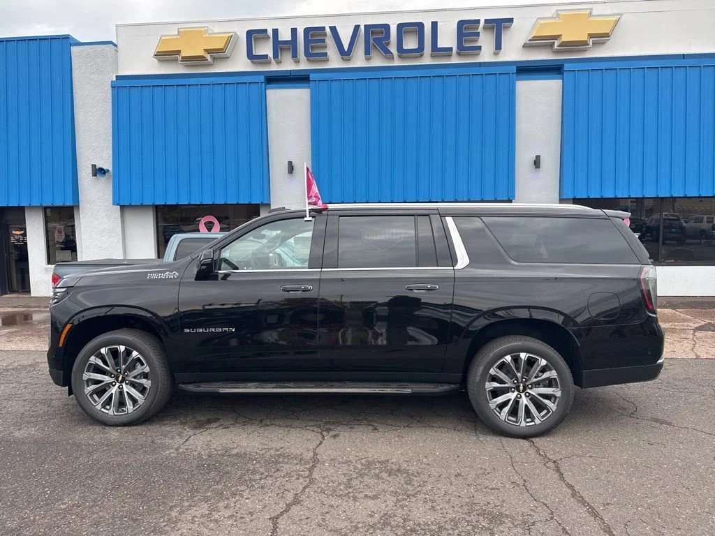 2026 Chevrolet Suburban High Country - Photo 12