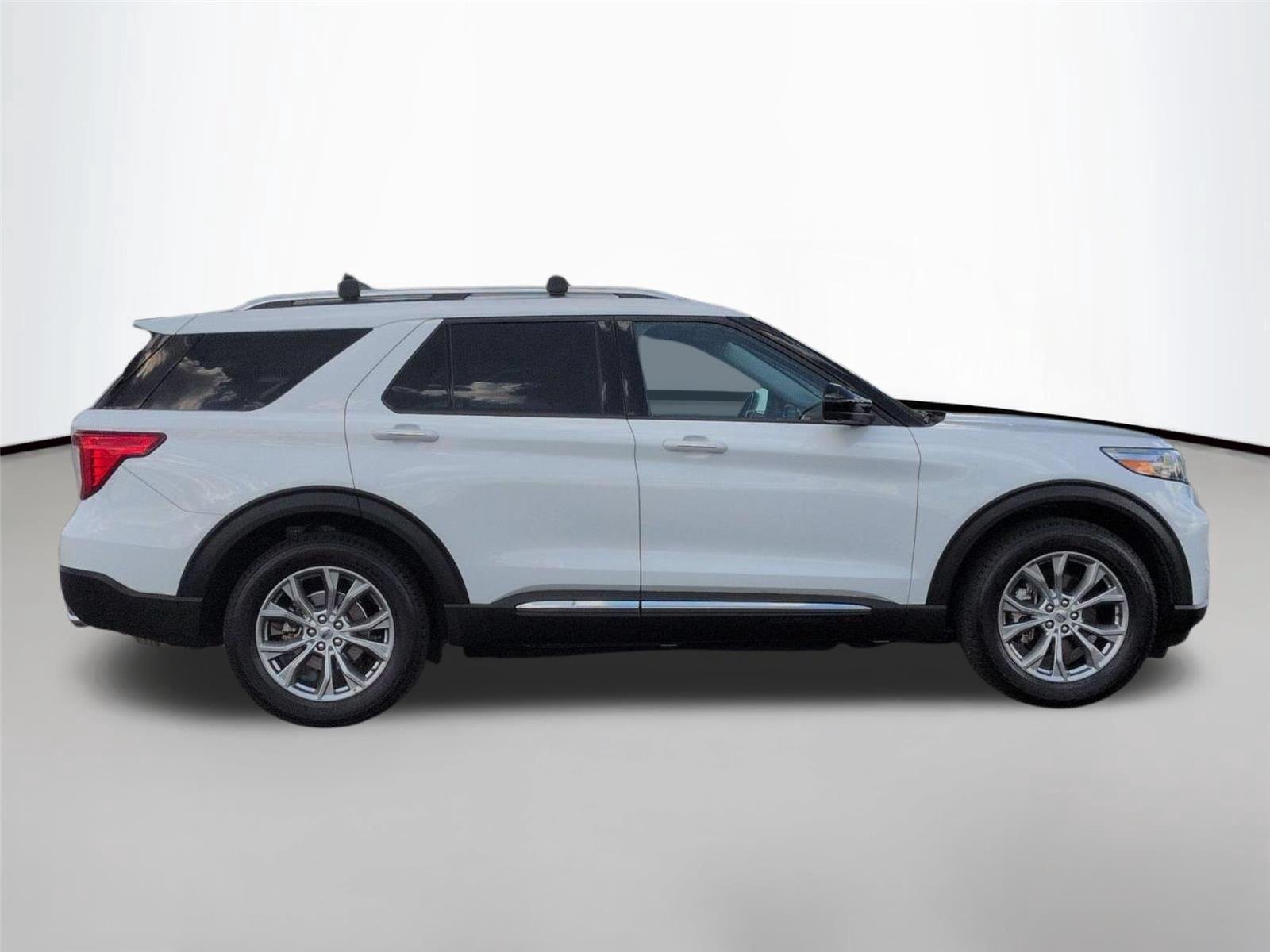 Used 2022 Star White Metallic Tri-Coat Ford Limited image 6