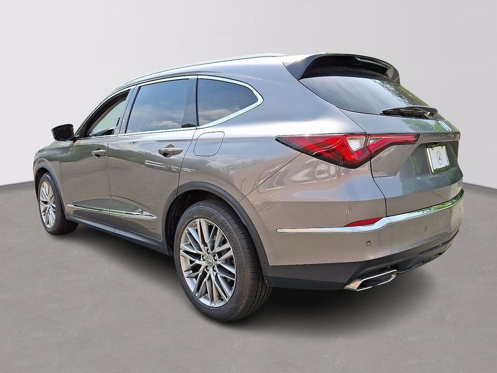 Used 2023 Majestic Black Pearl Acura Advance image 6