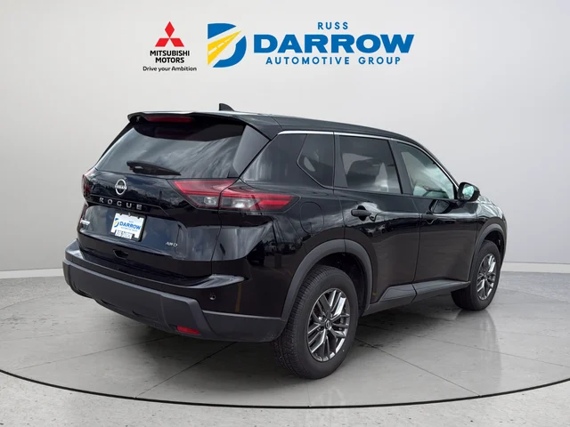 Used 2024 Black Nissan S image 5