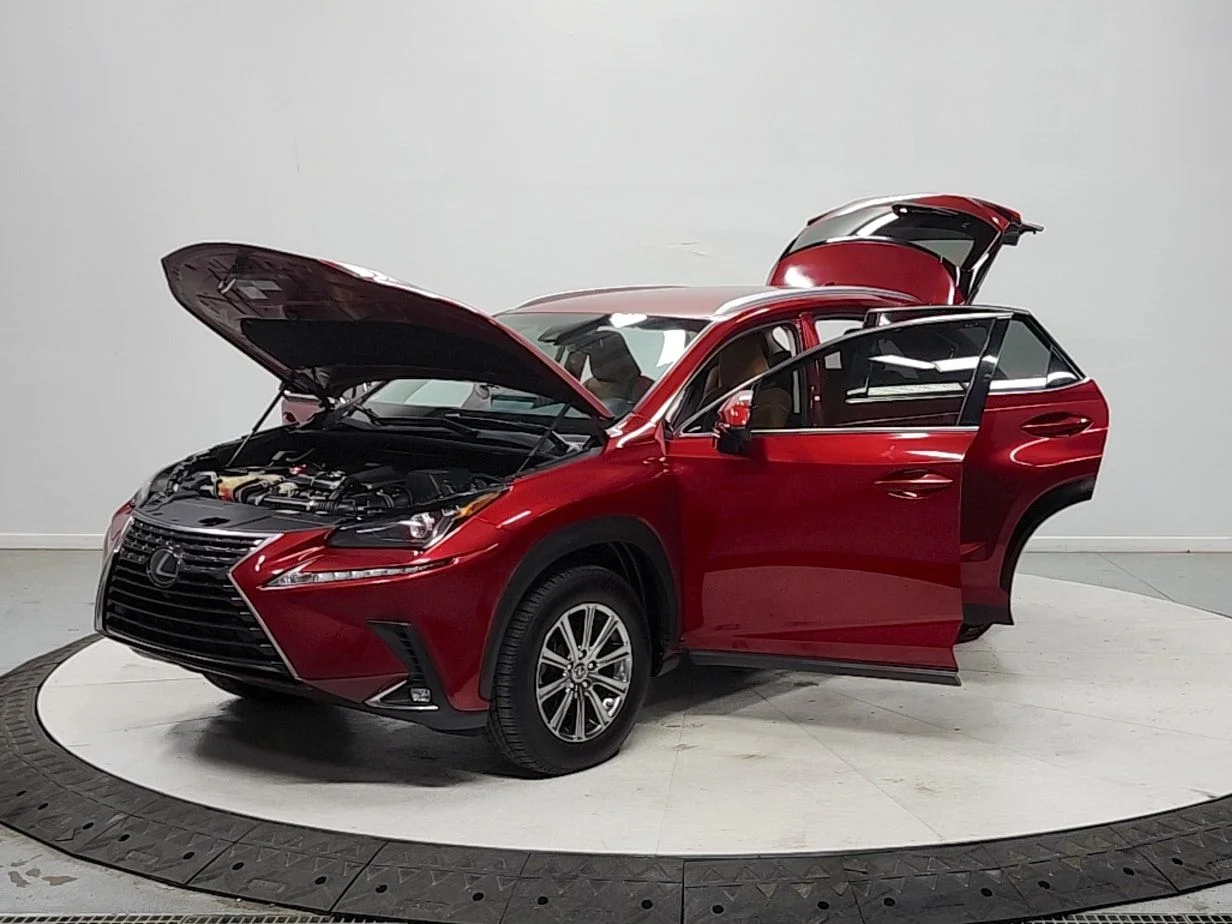 Used 2018 Red Lexus 300 Base image 11