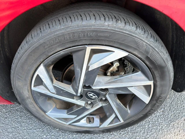 Used 2024 Red Hyundai SEL image 19