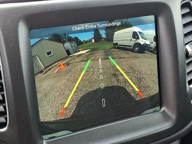 Used 2018 Green Jeep Trailhawk image 18