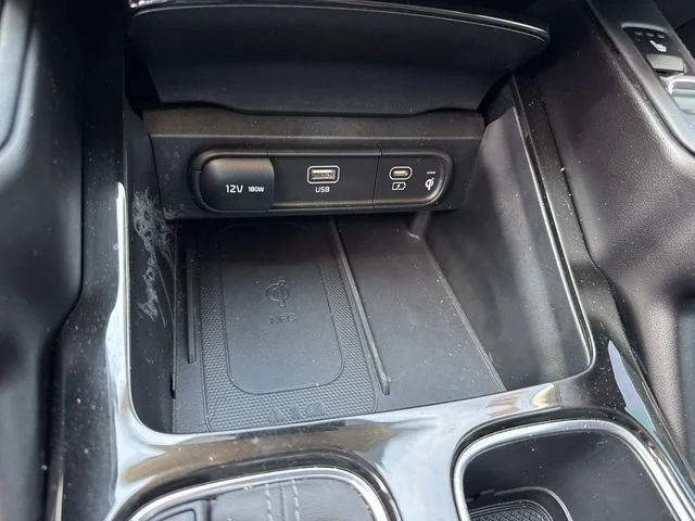 Used 2024 Black Kia SX image 43