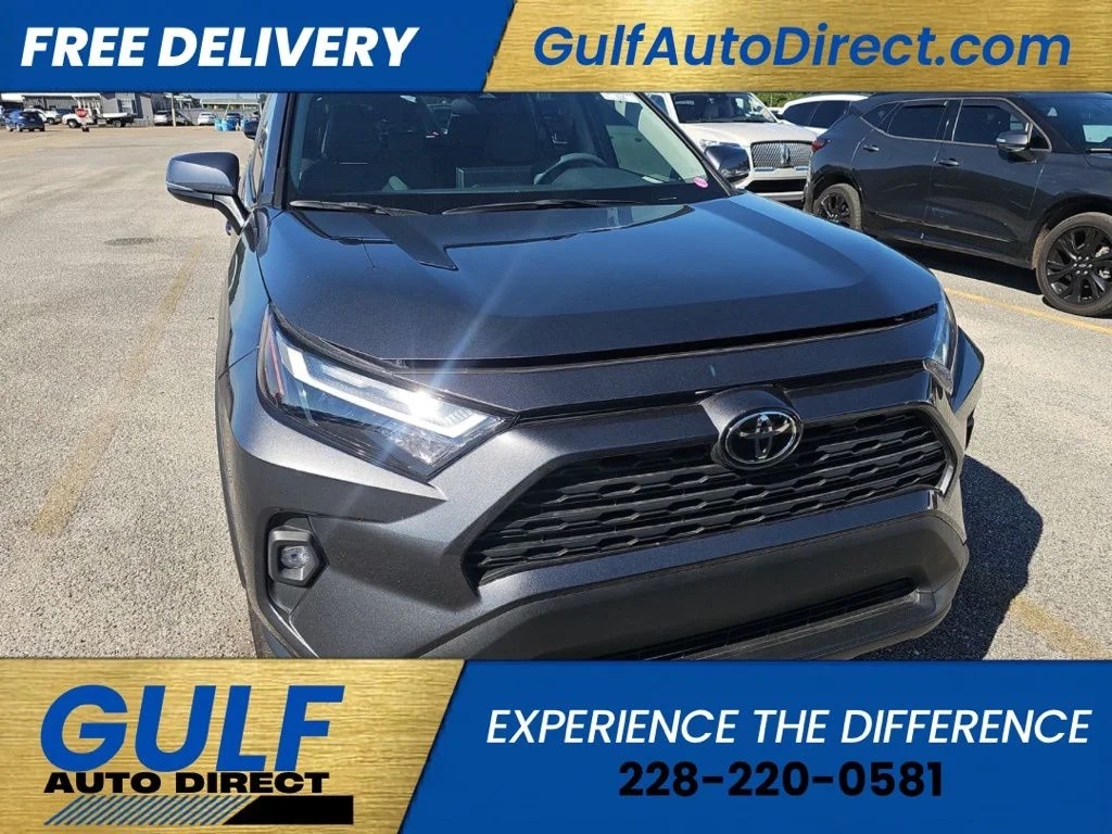 Used 2025 Gray Toyota XLE Premium image 2