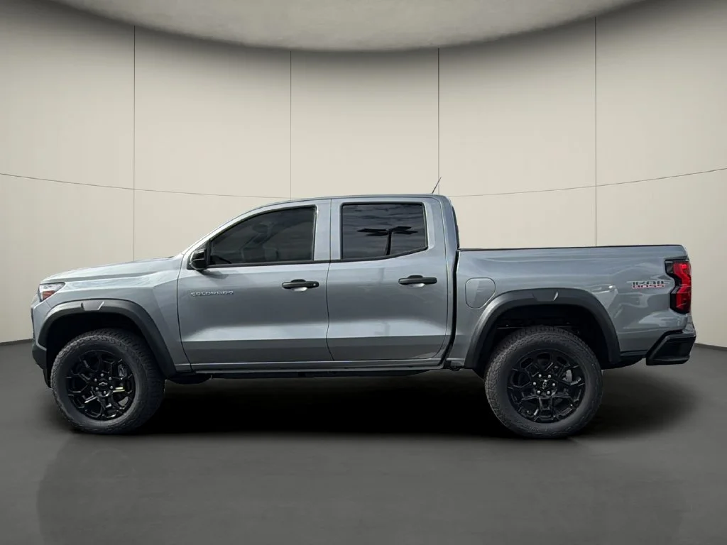 New 2026 Sterling Gray Metallic Chevrolet Trail Boss image 4