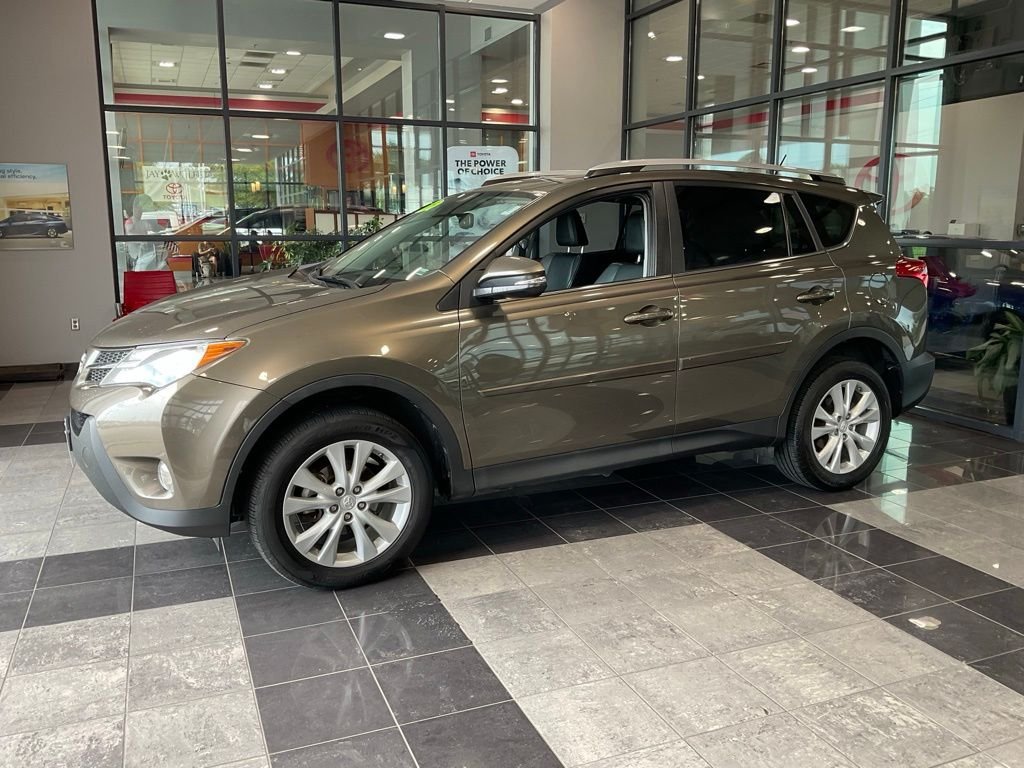 Used 2015 Brown Toyota Limited image 3