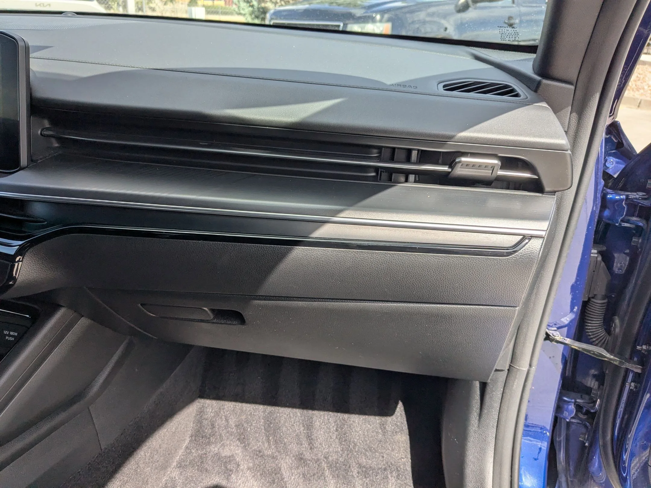Used 2025 Yacht Blue Kia GT-Line image 30