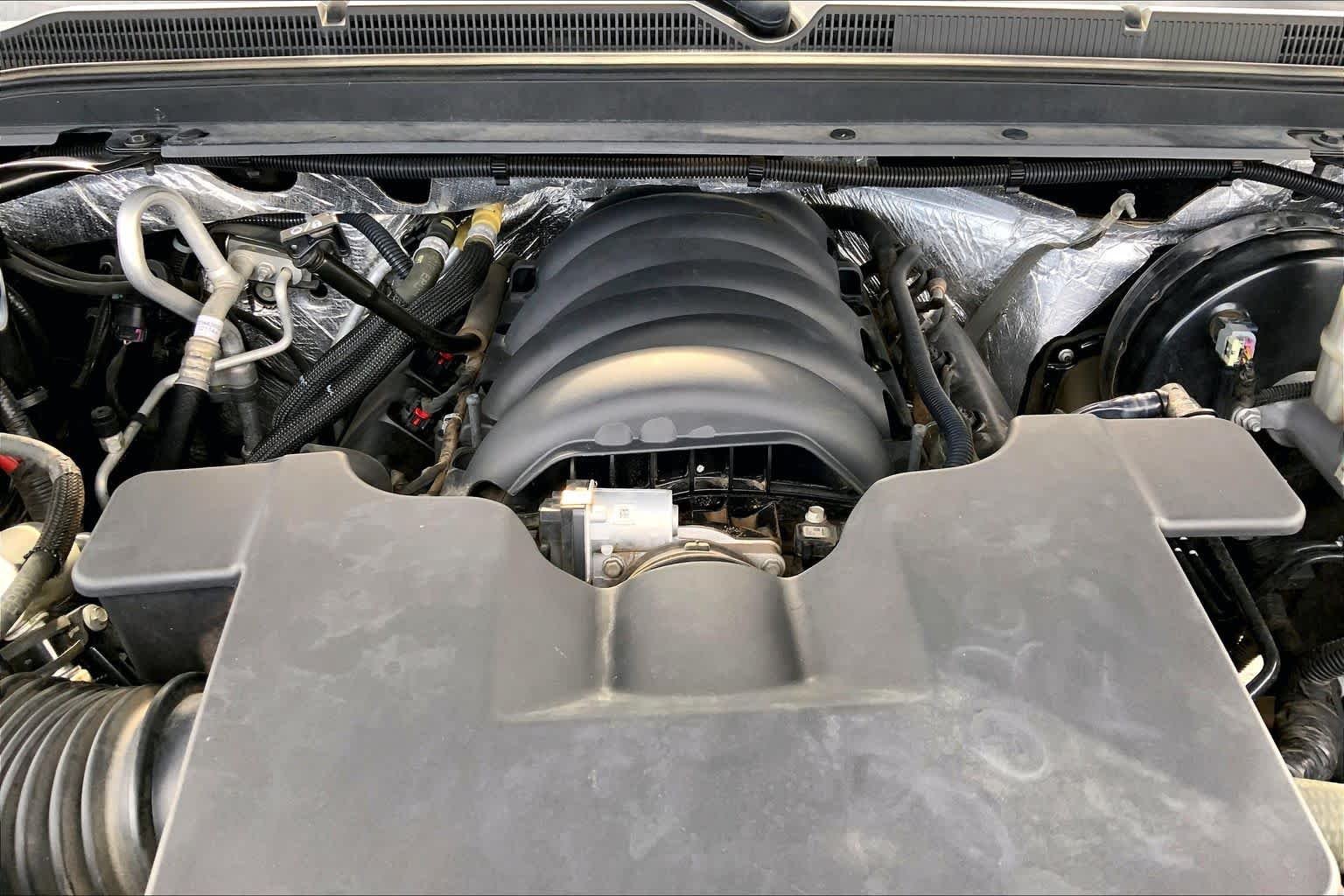 Used 2015 Black Chevrolet LS image 32