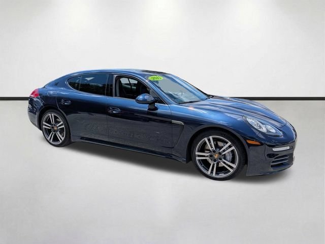 2015 Porsche Panamera 4