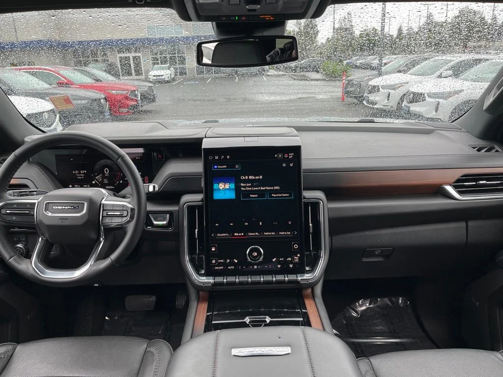 Used 2025 Silver GMC Denali image 14