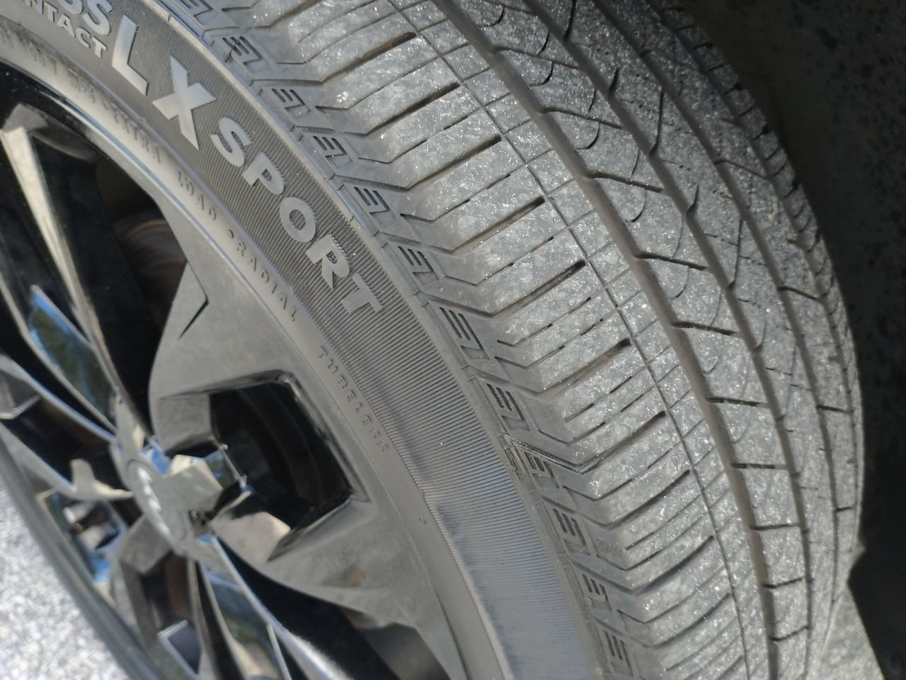 Used 2022 Ebony Black Kia SX image 36