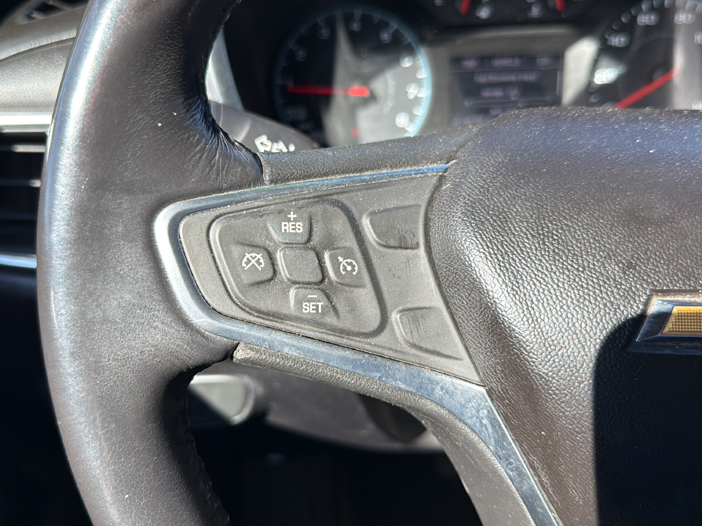 Used 2018 Gray Chevrolet LT image 19