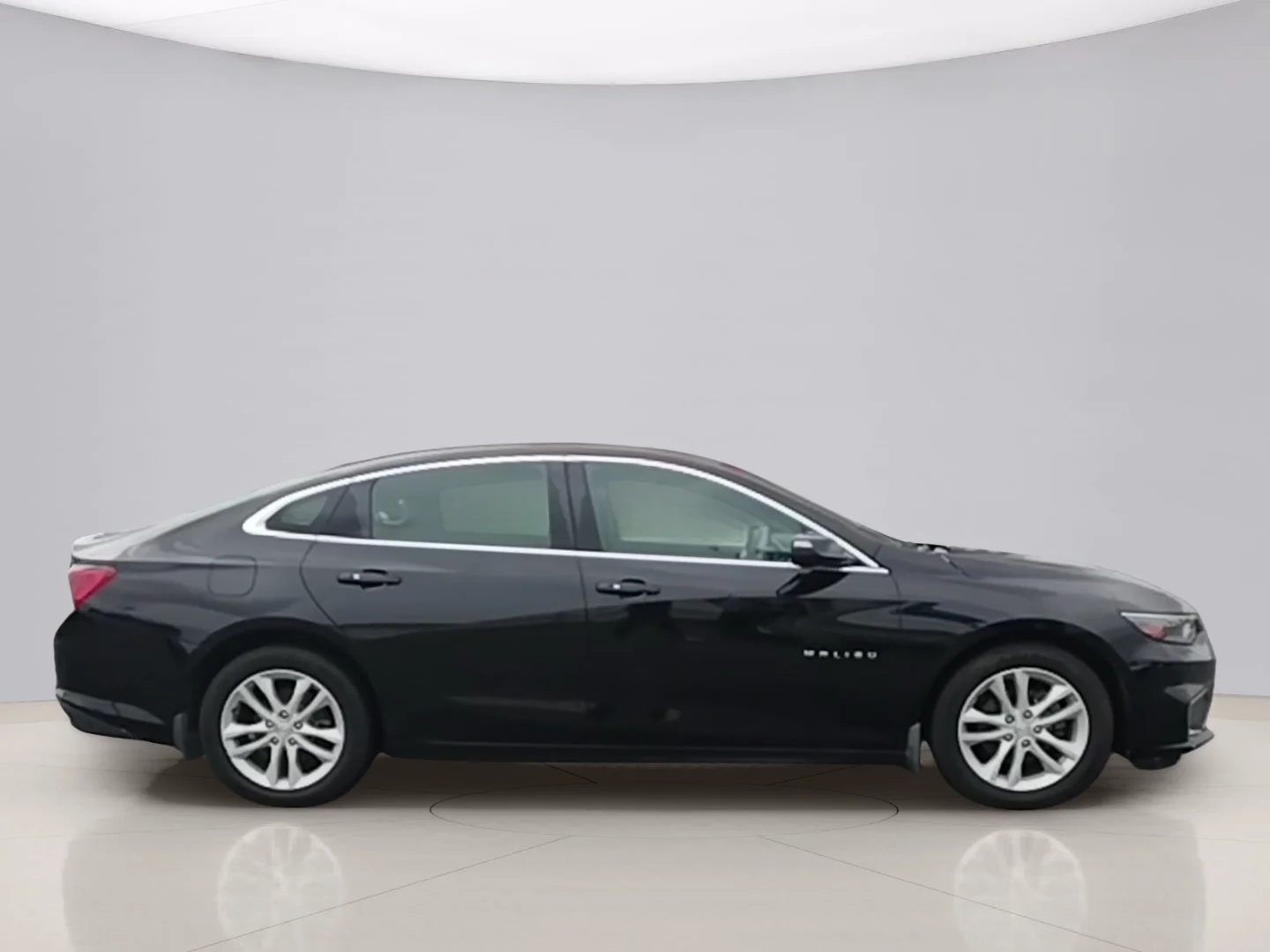Used 2017 Black Chevrolet 1LT image 4