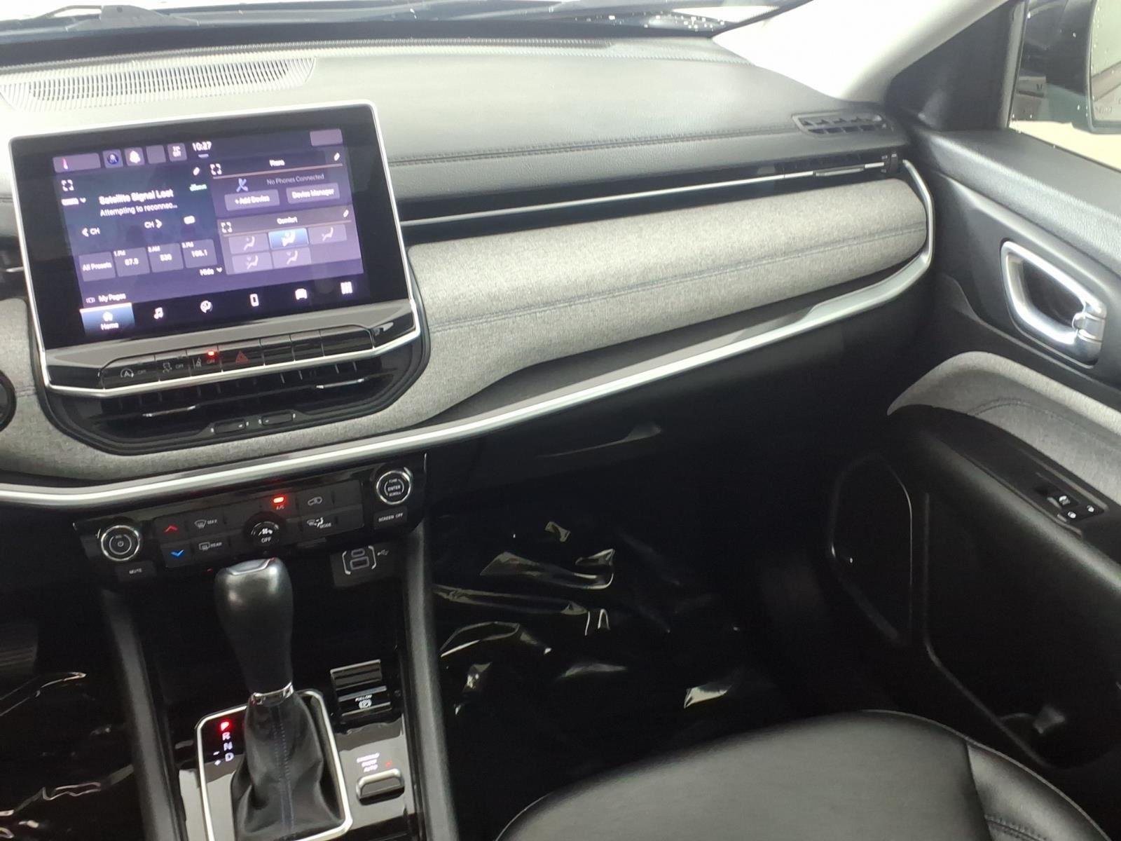 2022 Jeep Compass Latitude - Photo 25