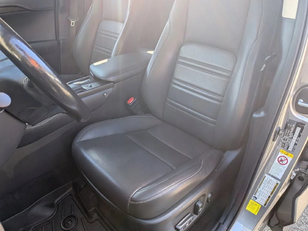 Used 2016 Silver Lexus 200t image 13