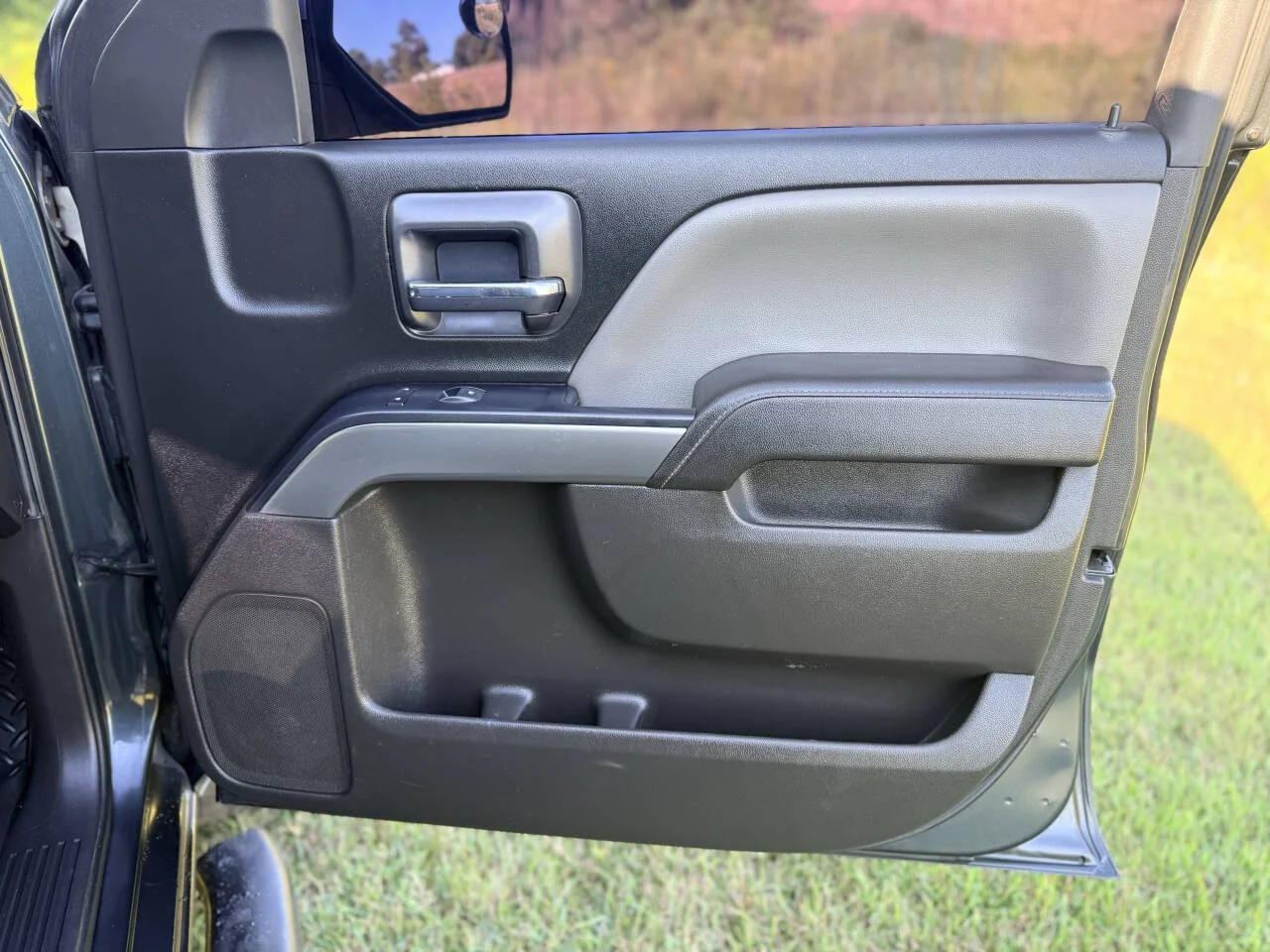Used 2018 Charcoal Chevrolet LT 4x2 4dr Crew Cab 5.8 ft. SB image 28