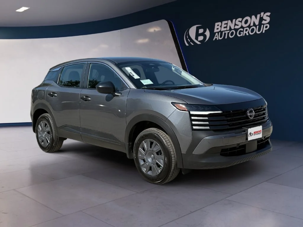 New 2027 Gray Nissan S image 7