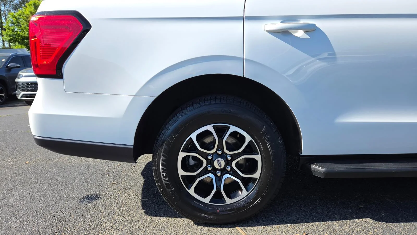 Used 2024 Oxford White Ford XLT image 73