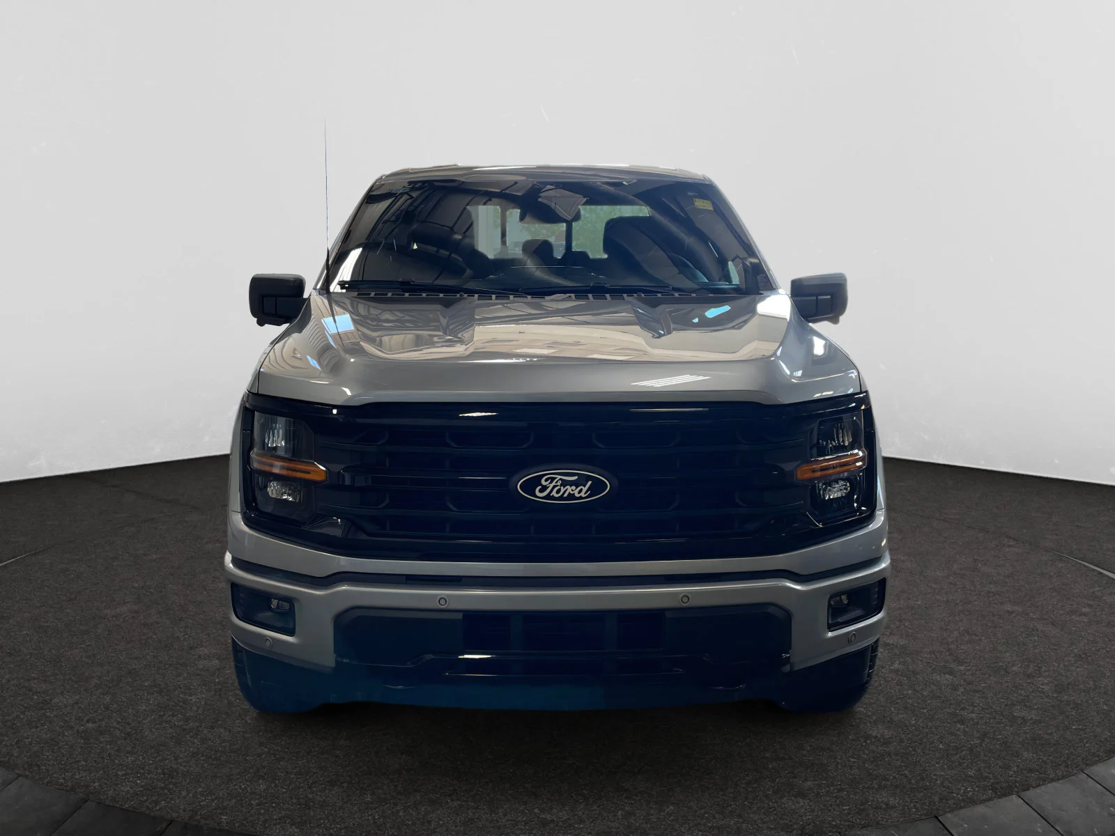 New 2026 Iconic Silver Metallic Ford XLT image 8