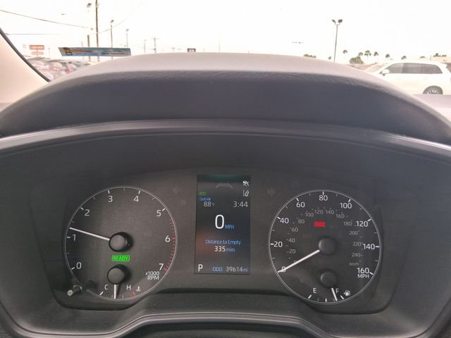 Used 2024  Toyota LE image 6