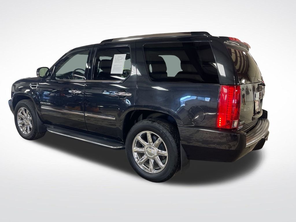 Used 2012 Black Cadillac Luxury image 3