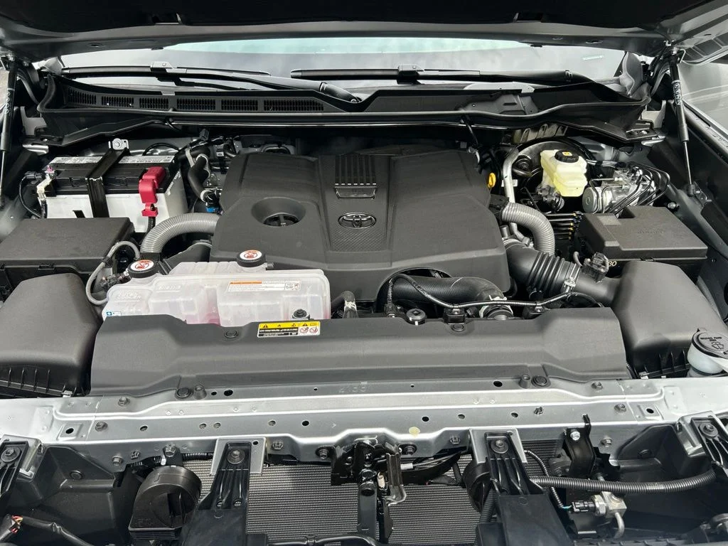 New 2026 Celestial Silver M Toyota SR5 image 25