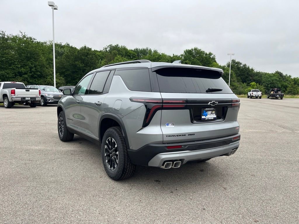 2026 Chevrolet Traverse Z71 - Photo 3