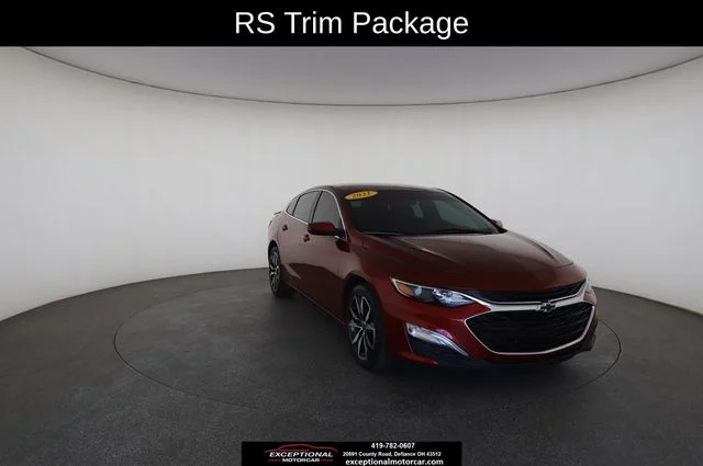 Used 2021 Red Chevrolet RS image 29