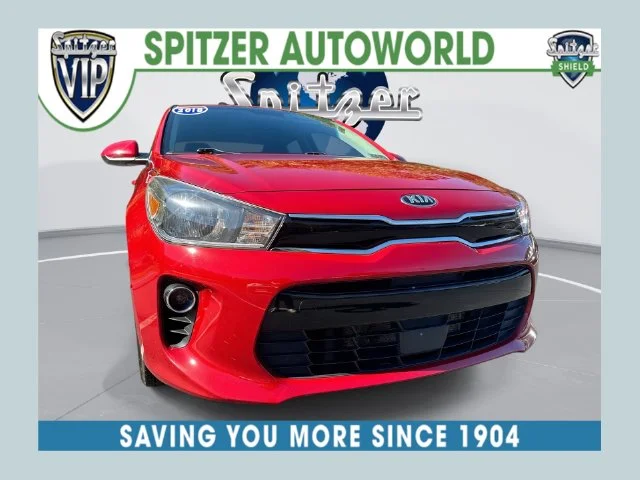 Used 2018 Red Kia EX image 1