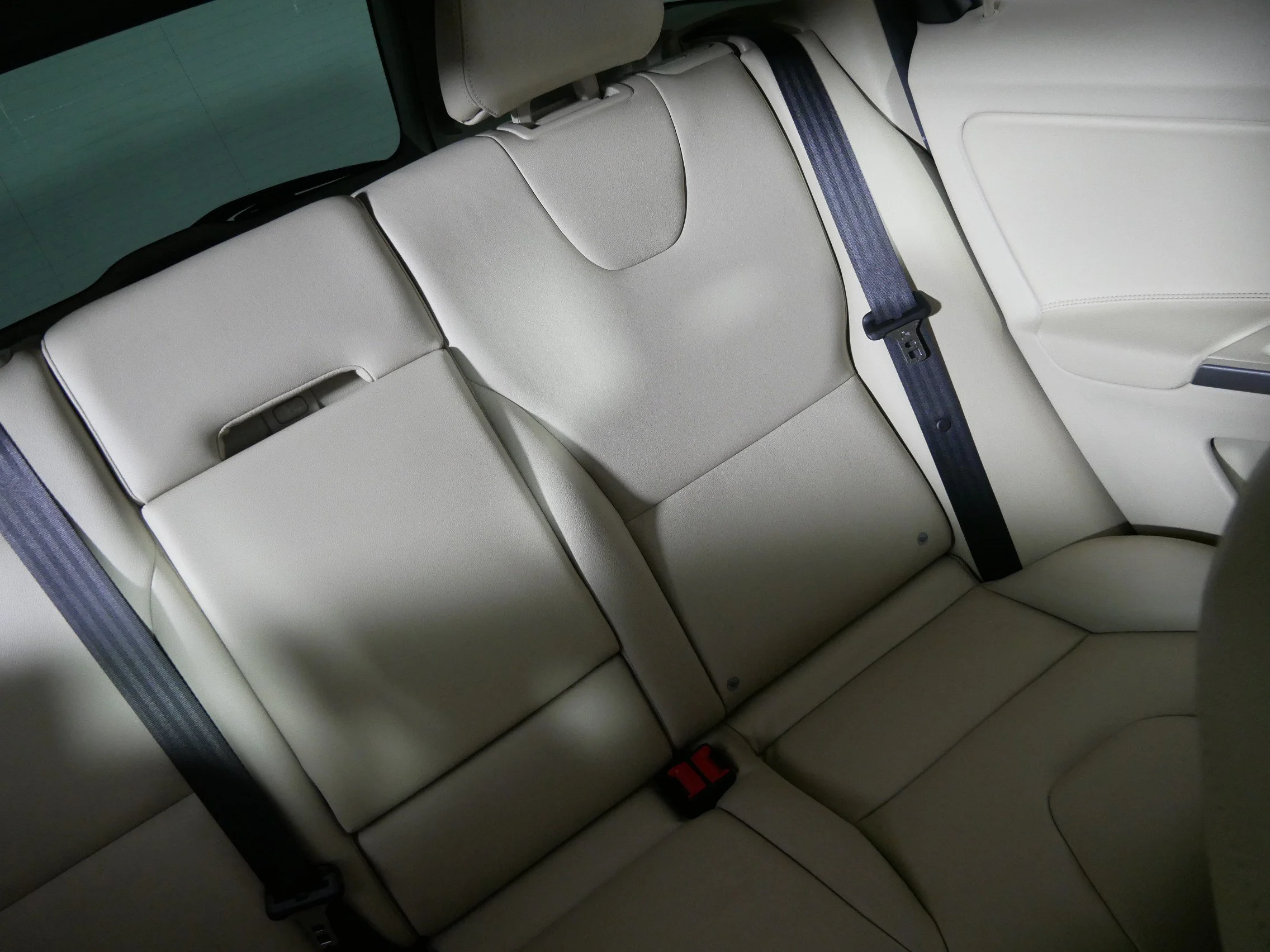 Used 2015 Caspian Blue Metallic Volvo T6 image 14