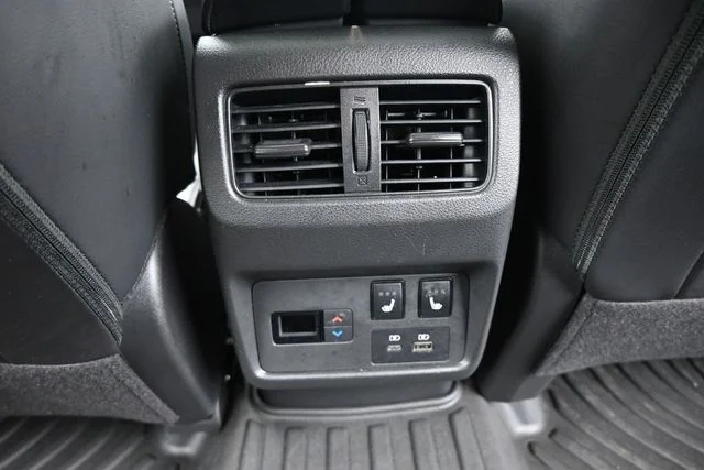 Used 2023 Black Nissan Platinum image 29