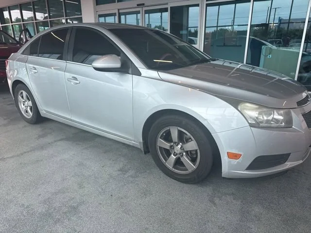 2011 Chevrolet Cruze's photo