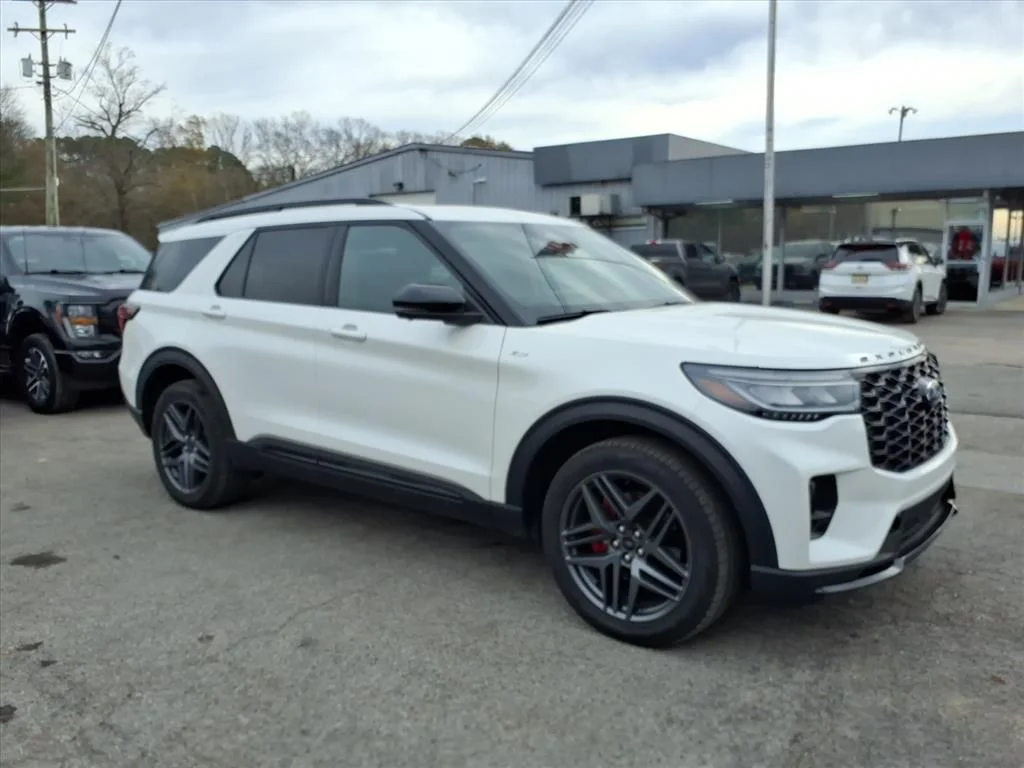 2025 Ford Explorer ST-LINE - Photo 6