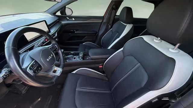 Used 2025 Red Kia GT-Line image 16