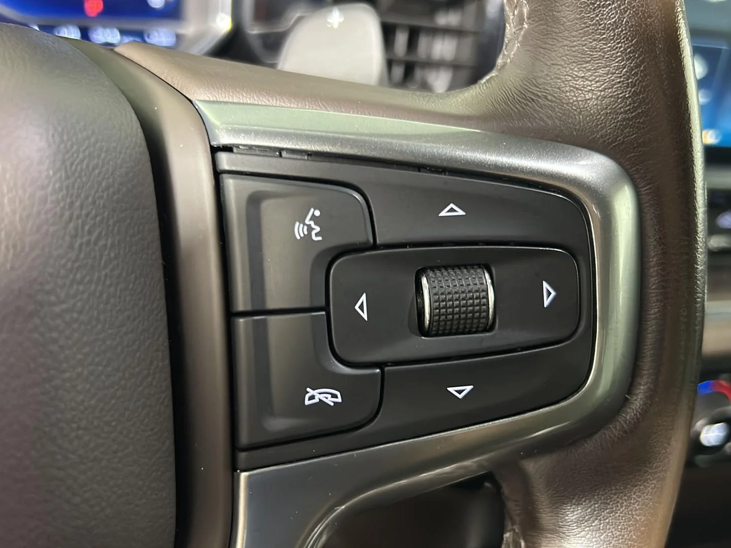 Used 2023 Radiant Red Tintcoat Chevrolet LTZ image 27