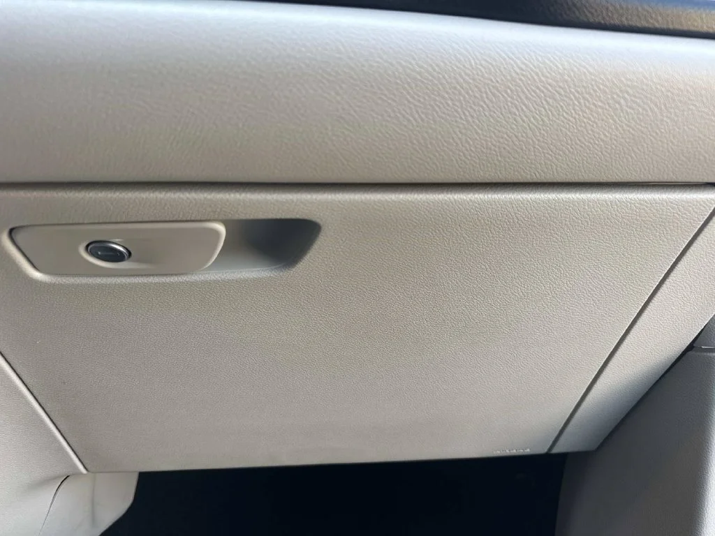 Used 2023 White Chrysler Touring L image 26