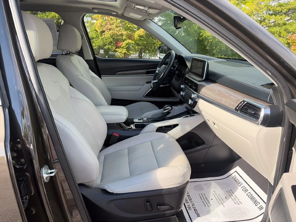 Used 2022 Moss Kia EX image 47