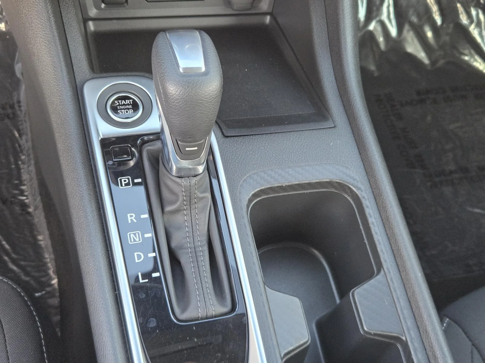 2024 Nissan Sentra SV - Photo 14