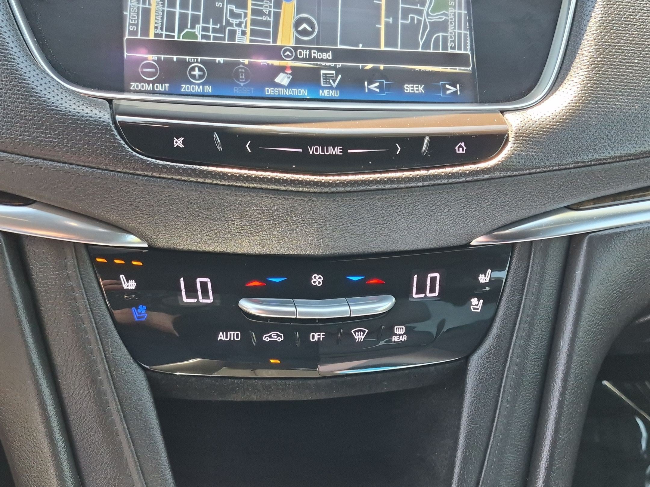 Used 2017 RADIANT SILVER METALLIC Cadillac Premium Luxury FWD image 22
