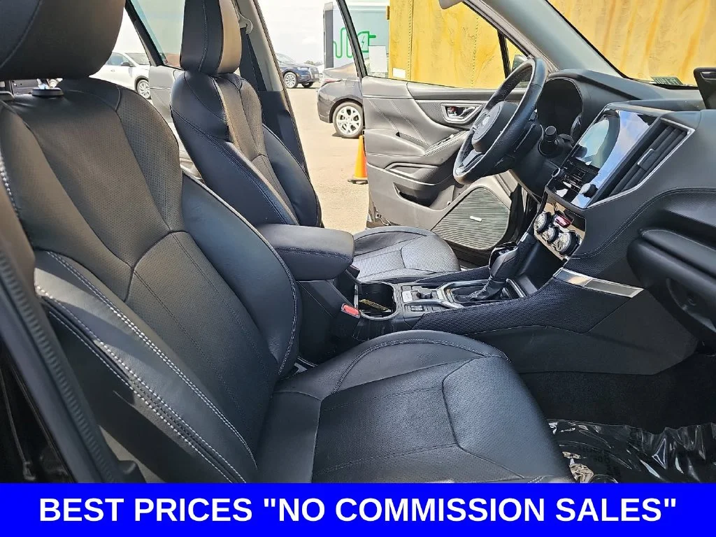 Used 2021 Crystal Black Silica Subaru Touring image 10
