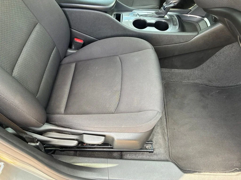 Used 2024 Gray Chevrolet LT image 36