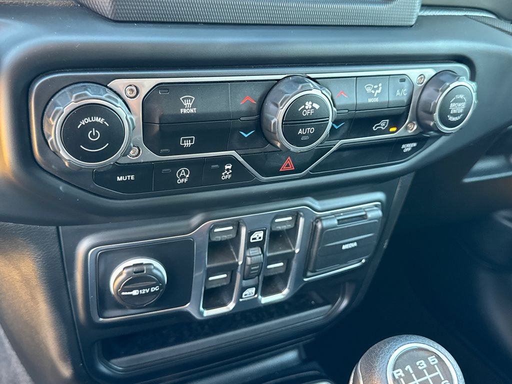 Used 2021 Yellow Jeep Unlimited Sport S image 30