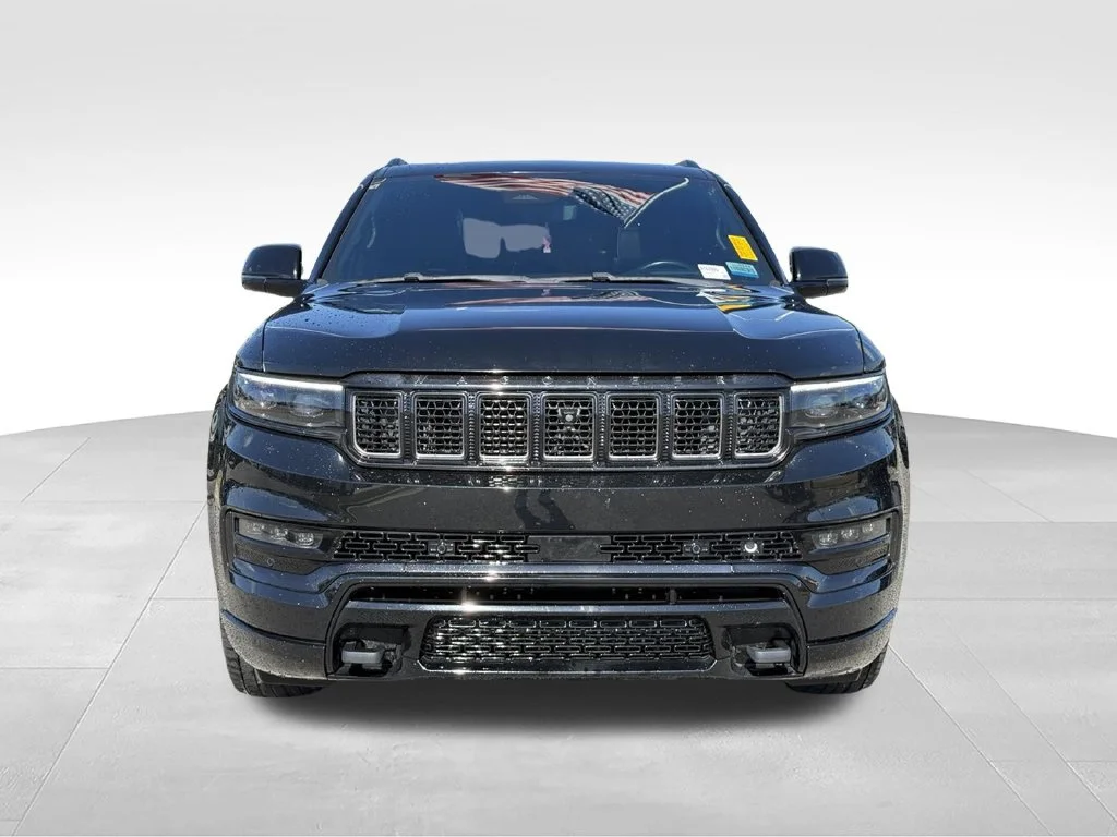 Used 2022 Blue Jeep Series II image 25
